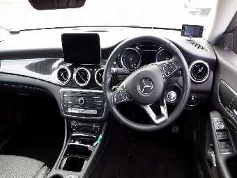 MERCEDES BENZ CLA CLASS 2017 Image 6