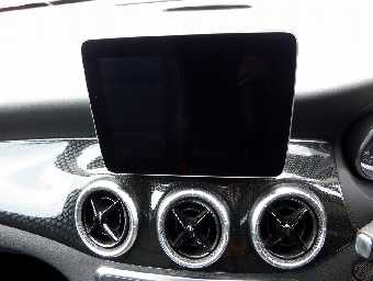 MERCEDES BENZ CLA CLASS 2017 Image 7