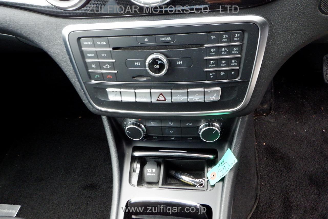 MERCEDES BENZ CLA CLASS 2017 Image 8