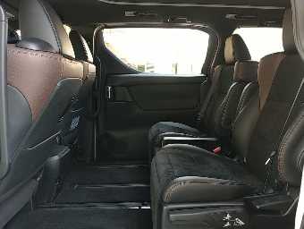 TOYOTA ALPHARD 2017 Image 6