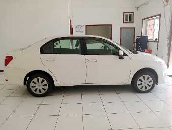 TOYOTA COROLLA AXIO 2017 Image 4