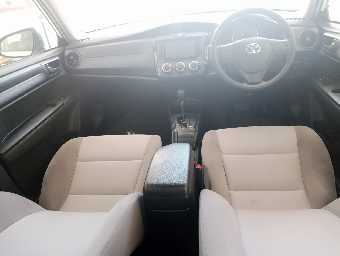 TOYOTA COROLLA AXIO 2017 Image 9