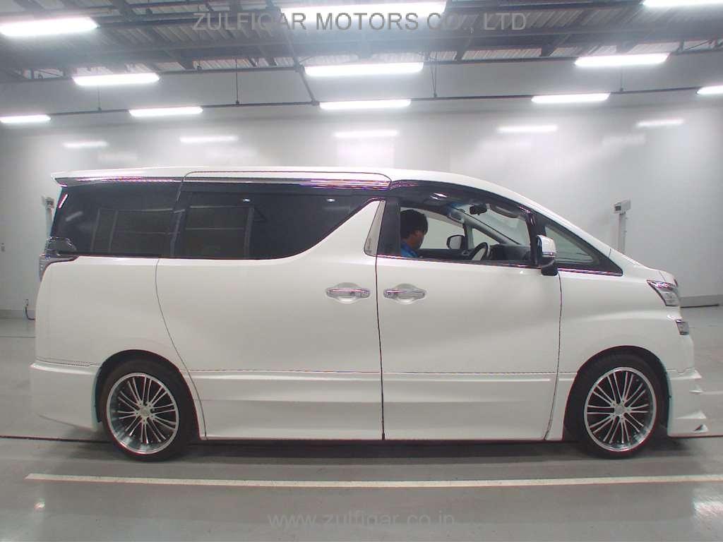 TOYOTA VELLFIRE 2017 Image 3