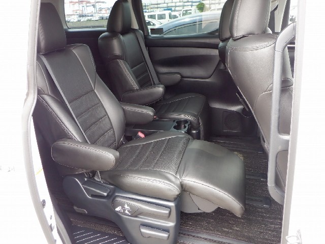 TOYOTA VELLFIRE 2017 Image 23