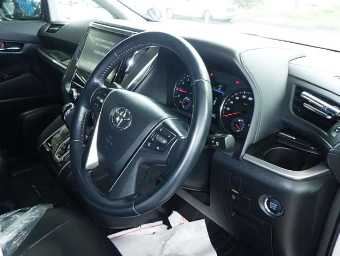 TOYOTA VELLFIRE 2017 Image 7