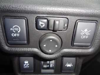 NISSAN NOTE 2017 Image 5