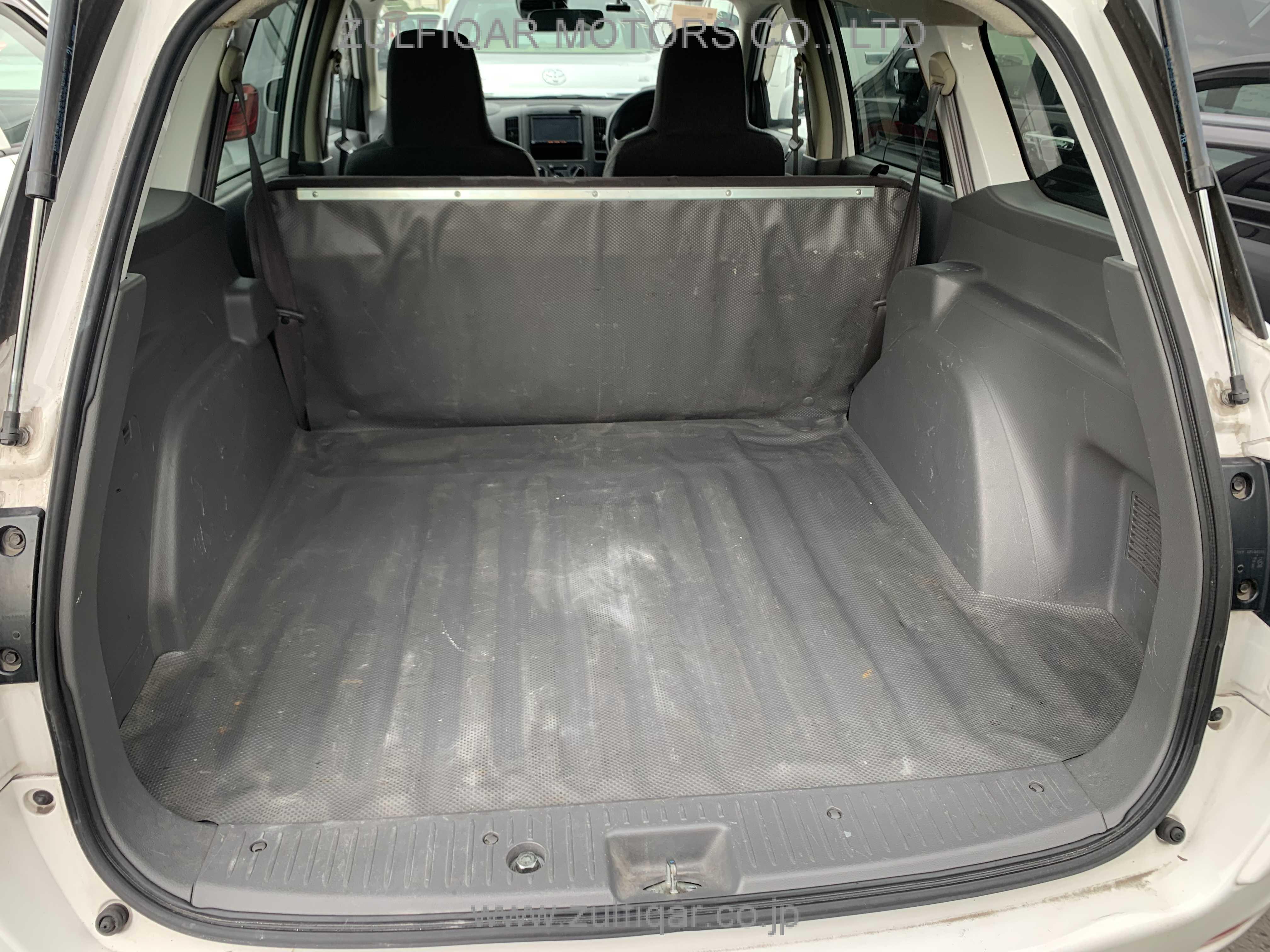 NISSAN NV150 AD 2017 Image 12