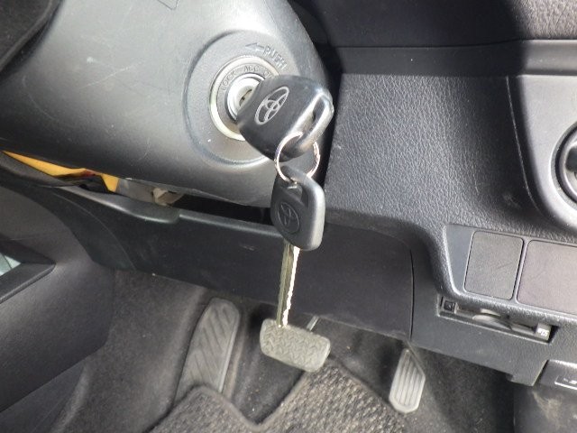 TOYOTA COROLLA AXIO 2017 Image 23