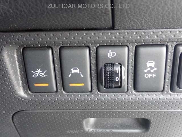 NISSAN NV150 AD 2017 Image 9