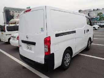 NISSAN NV350 CARAVAN 2017 Image 2