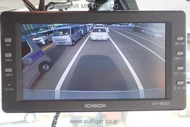 NISSAN NV350 CARAVAN 2017 Image 7