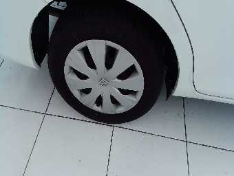 TOYOTA COROLLA AXIO 2016 Image 13