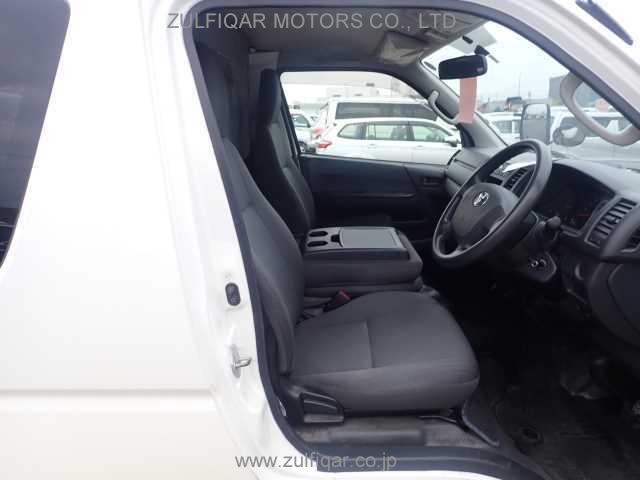 TOYOTA REGIUSACE 2017 Image 3