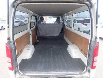 TOYOTA REGIUSACE 2017 Image 6