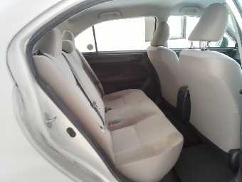 TOYOTA COROLLA AXIO 2017 Image 10