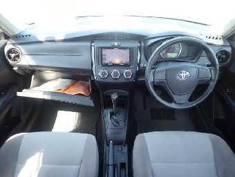 TOYOTA COROLLA AXIO 2017 Image 6