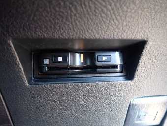 TOYOTA COROLLA AXIO 2017 Image 9