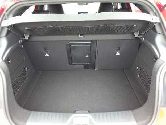 MERCEDES BENZ A CLASS 2017 Image 11