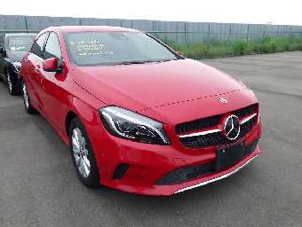 MERCEDES BENZ A CLASS 2017 Image 12