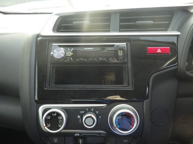 HONDA FIT 2017 Image 19