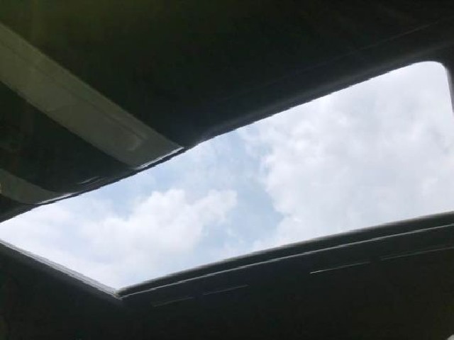 MERCEDES BENZ C CLASS 2009 Image 33