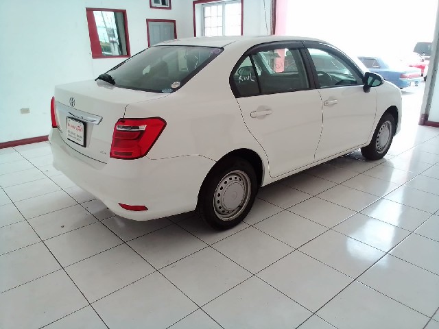 TOYOTA COROLLA AXIO 2017 Image 20