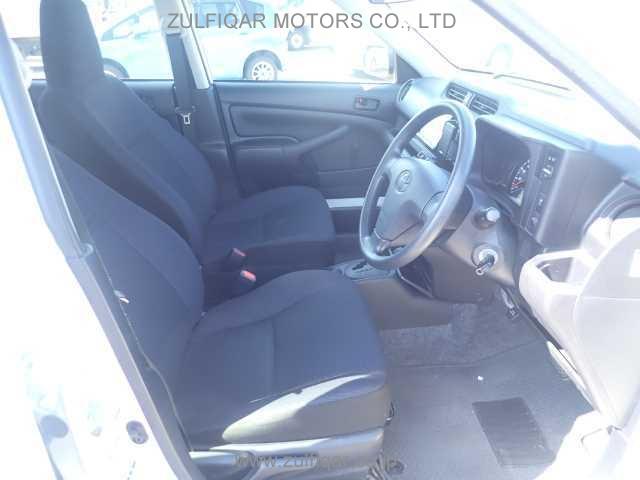 TOYOTA SUCCEED 2017 Image 6