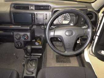 TOYOTA PROBOX 2017 Image 6