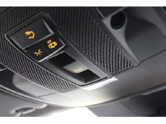 MERCEDES BENZ CLA CLASS 2019 Image 31