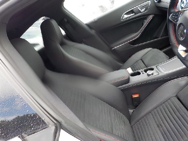 MERCEDES BENZ CLA CLASS 2019 Image 60