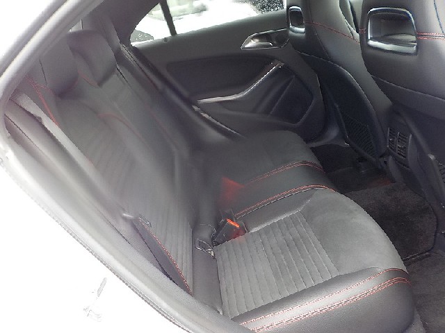 MERCEDES BENZ CLA CLASS 2019 Image 61