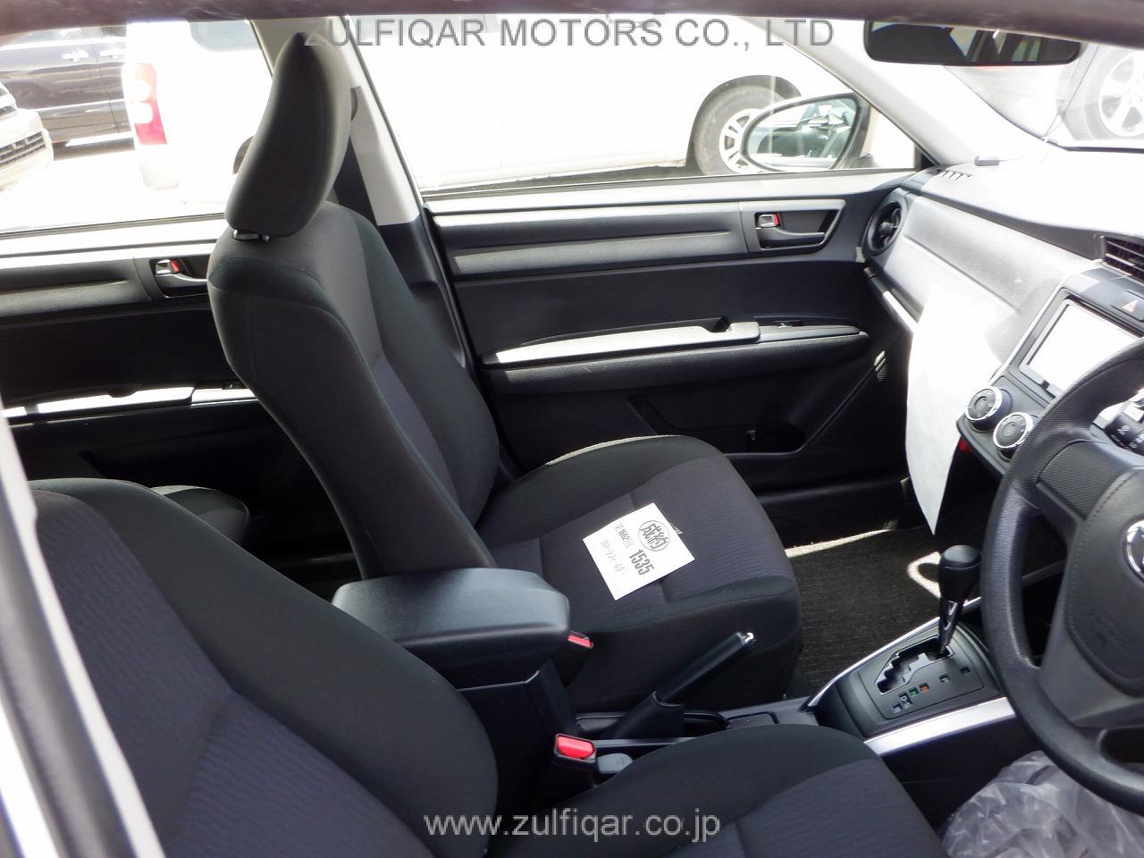 TOYOTA COROLLA FIELDER 2018 Image 11