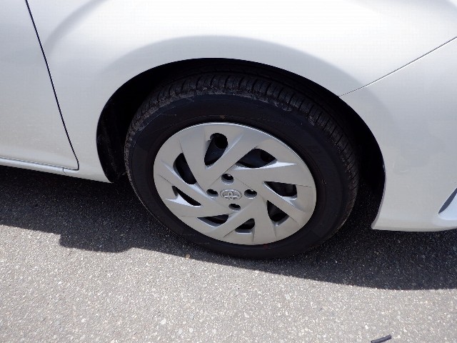 TOYOTA COROLLA FIELDER 2018 Image 24