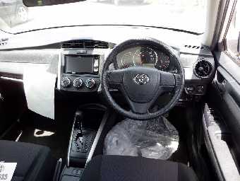 TOYOTA COROLLA FIELDER 2018 Image 8