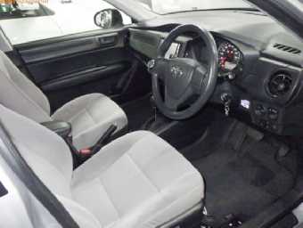 TOYOTA COROLLA AXIO 2016 Image 5