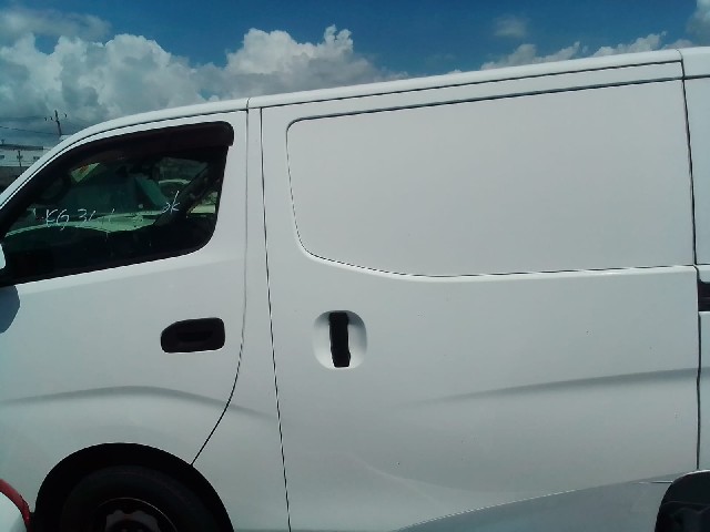 NISSAN NV350 CARAVAN 2016 Image 21
