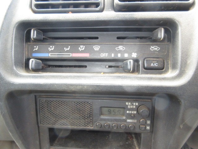 SUZUKI CARRY TRUCK 2001 Image 19