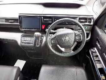 HONDA STEPWGN SPADA 2017 Image 12