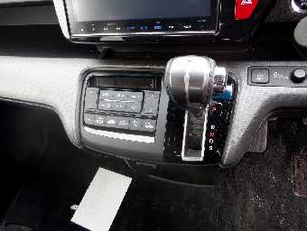 HONDA STEPWGN SPADA 2017 Image 14