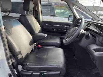 HONDA STEPWGN SPADA 2017 Image 8