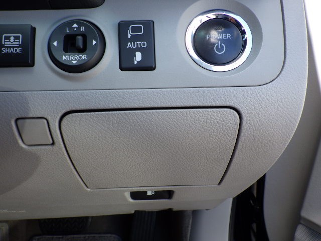 TOYOTA CROWN HYBRID 2009 Image 21