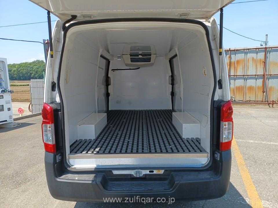 NISSAN NV350 CARAVAN 2015 Image 6