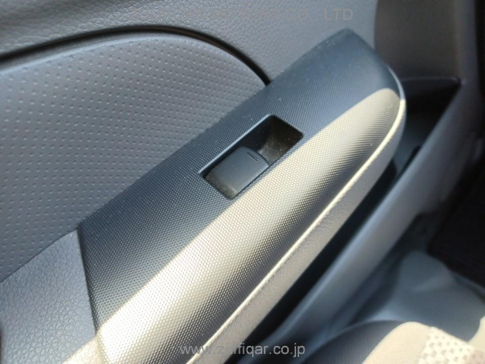 NISSAN NV350 CARAVAN 2015 Image 10