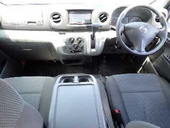 NISSAN NV350 CARAVAN 2016 Image 3