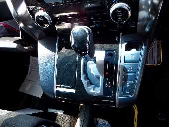 TOYOTA VELLFIRE 2017 Image 13