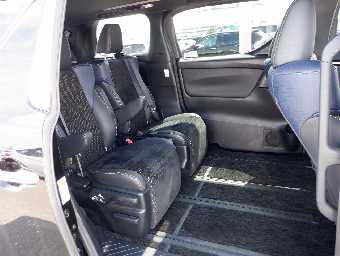 TOYOTA VELLFIRE 2017 Image 16