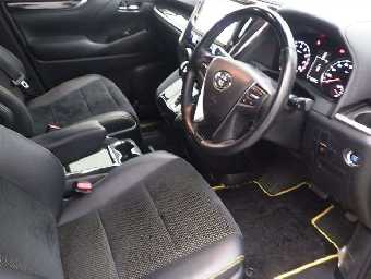 TOYOTA VELLFIRE 2017 Image 5