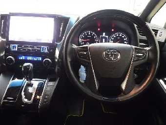 TOYOTA VELLFIRE 2017 Image 6