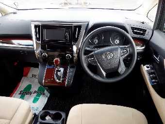 TOYOTA VELLFIRE 2017 Image 10