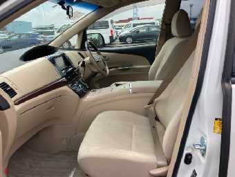 TOYOTA ESTIMA HYBRID 2014 Image 32